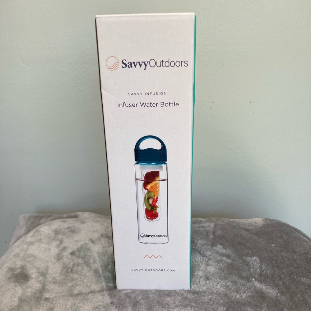 NWT SavvyOutdoors Savvy Infusion Bottle NIB Healthy Water